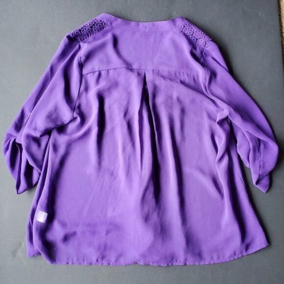 Gianni Bini Purple Flowy Blouse - Picture 6 of 8